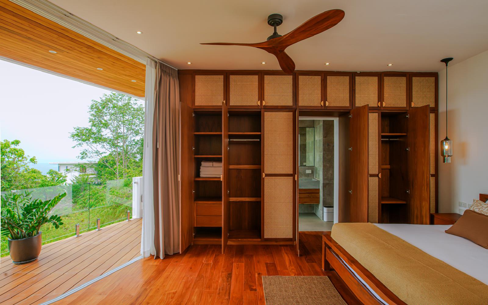 Master Suite Wardrobe